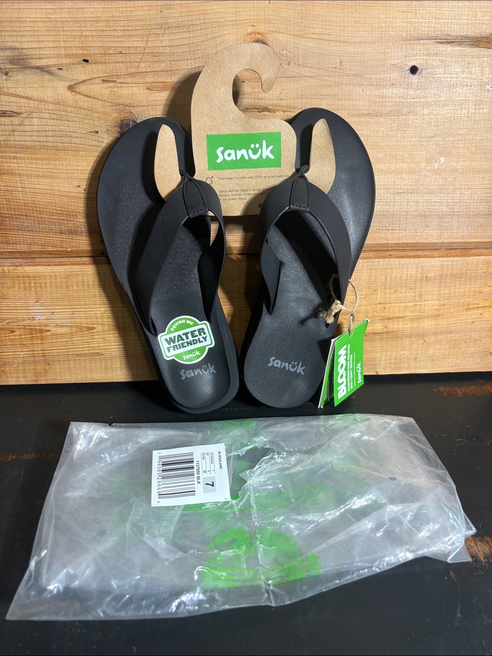Sanuk Black Water-Friendly Thong Sandals